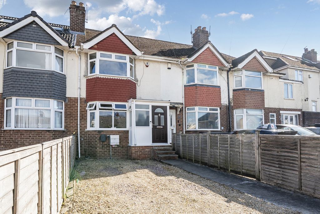 Property photo 3 of 20