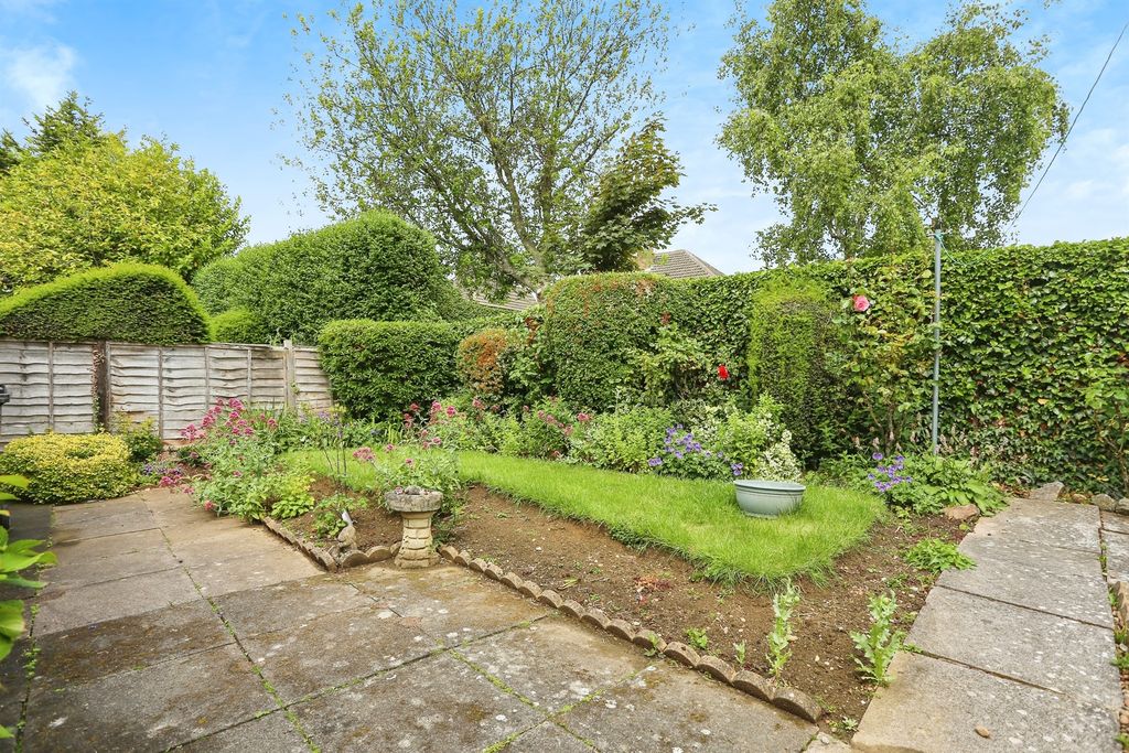 Property photo 2 of 15