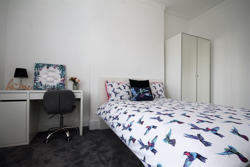 Property photo 3 of 12 4.Jpg