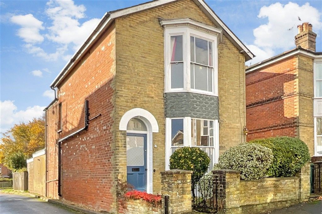 Property photo 3 of 15 External (Web)