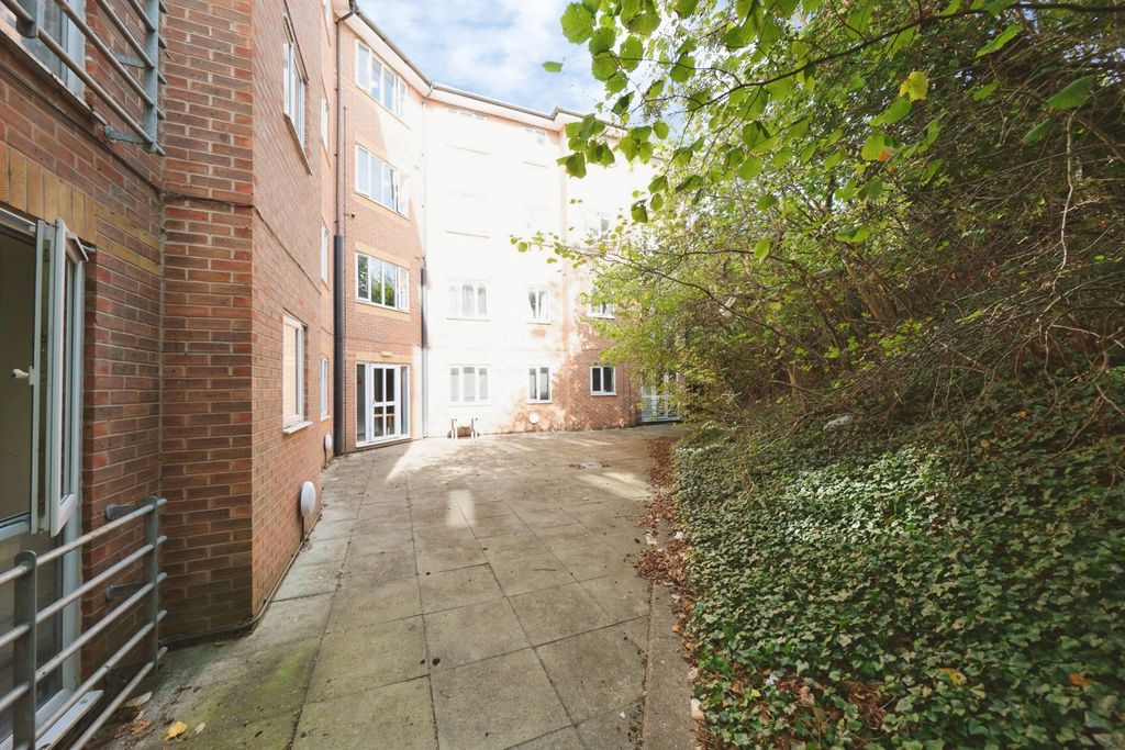 Property photo 2 of 22 Pbox-Img.Jpg