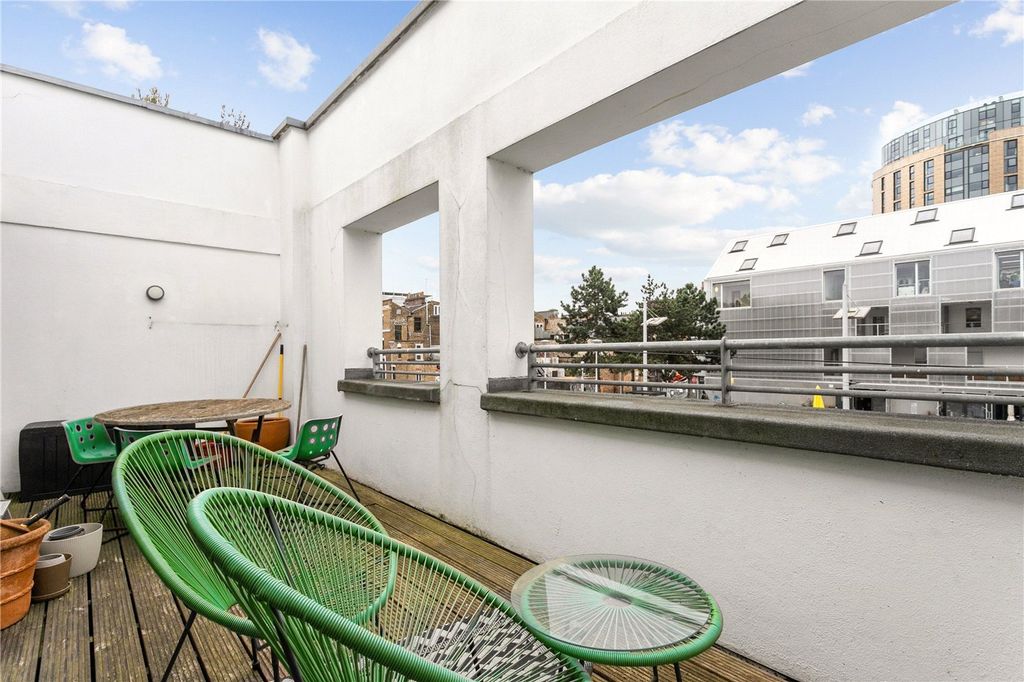 Property photo 2 of 11 Picture No. 09