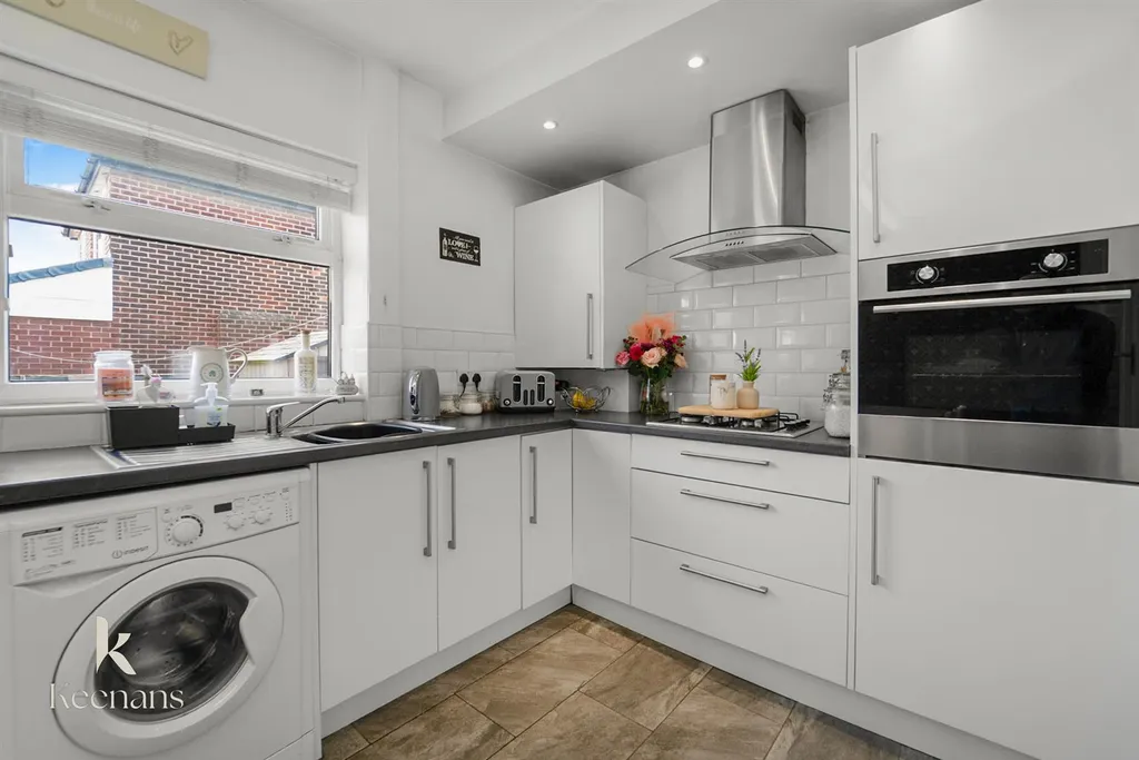 Cemetery Road South, Swinton, Manchester M27 - View 6