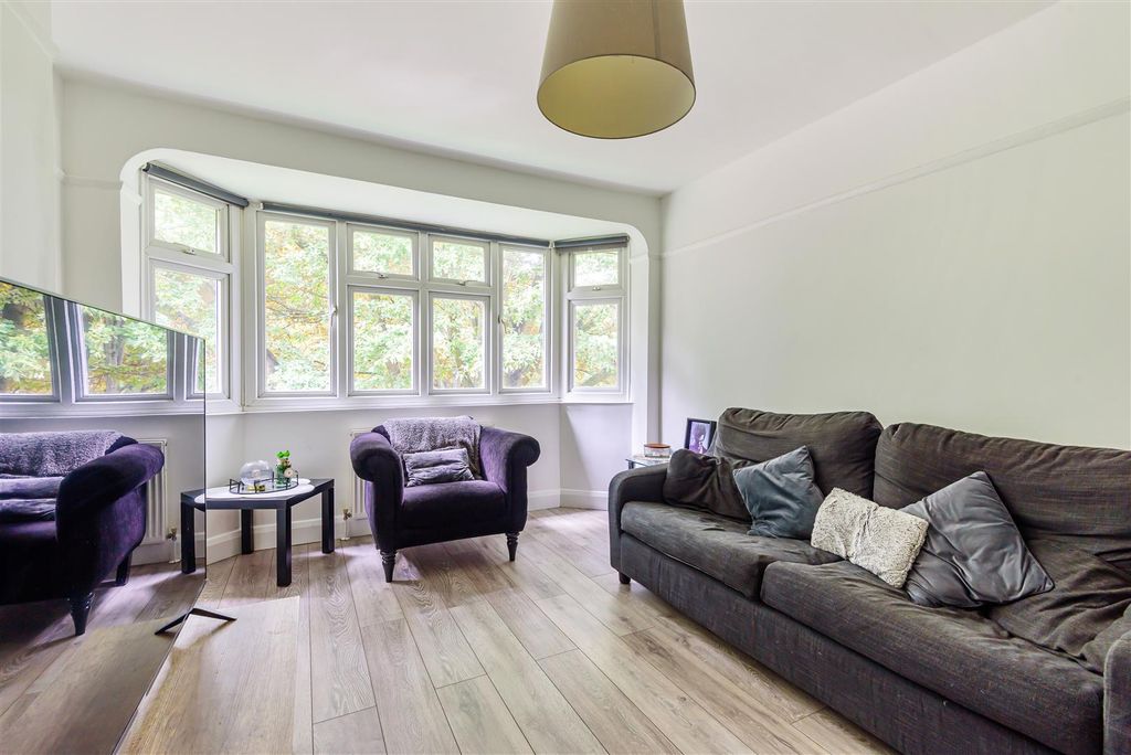 Property photo 1 of 9 899767 (12).Jpg