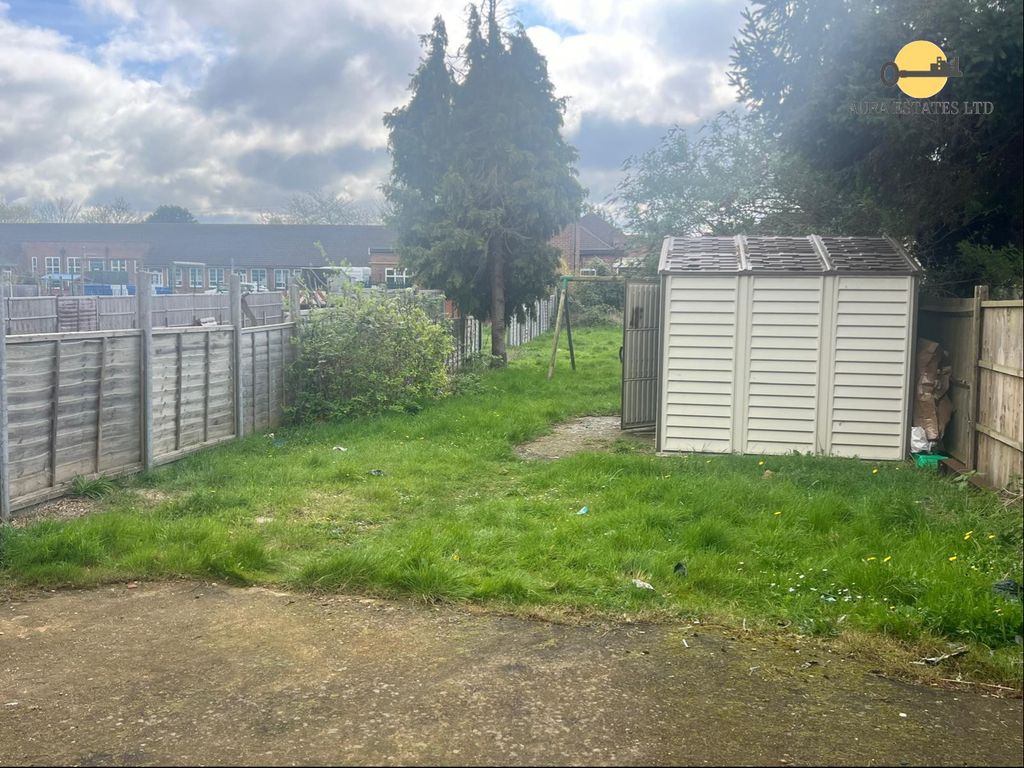 Property photo 3 of 14