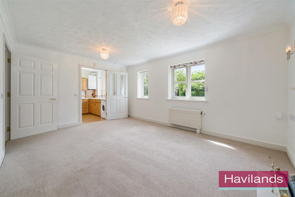 Property photo 3 of 12 Blake Court-5.Jpg