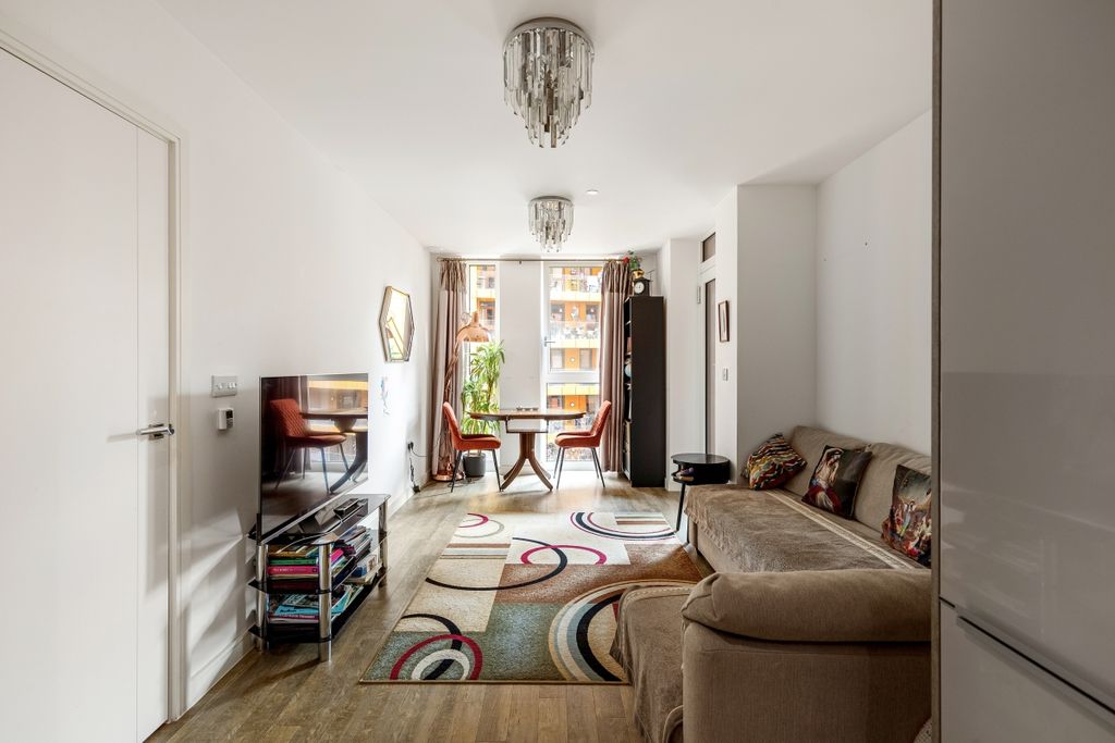 Property photo 3 of 12 Ossel
