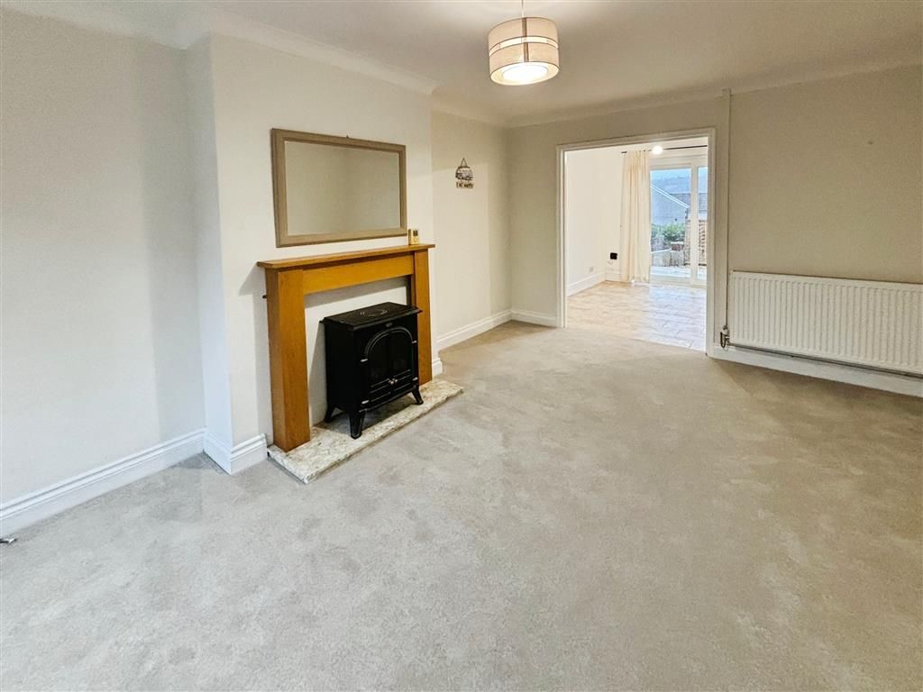 Property photo 2 of 11 Image