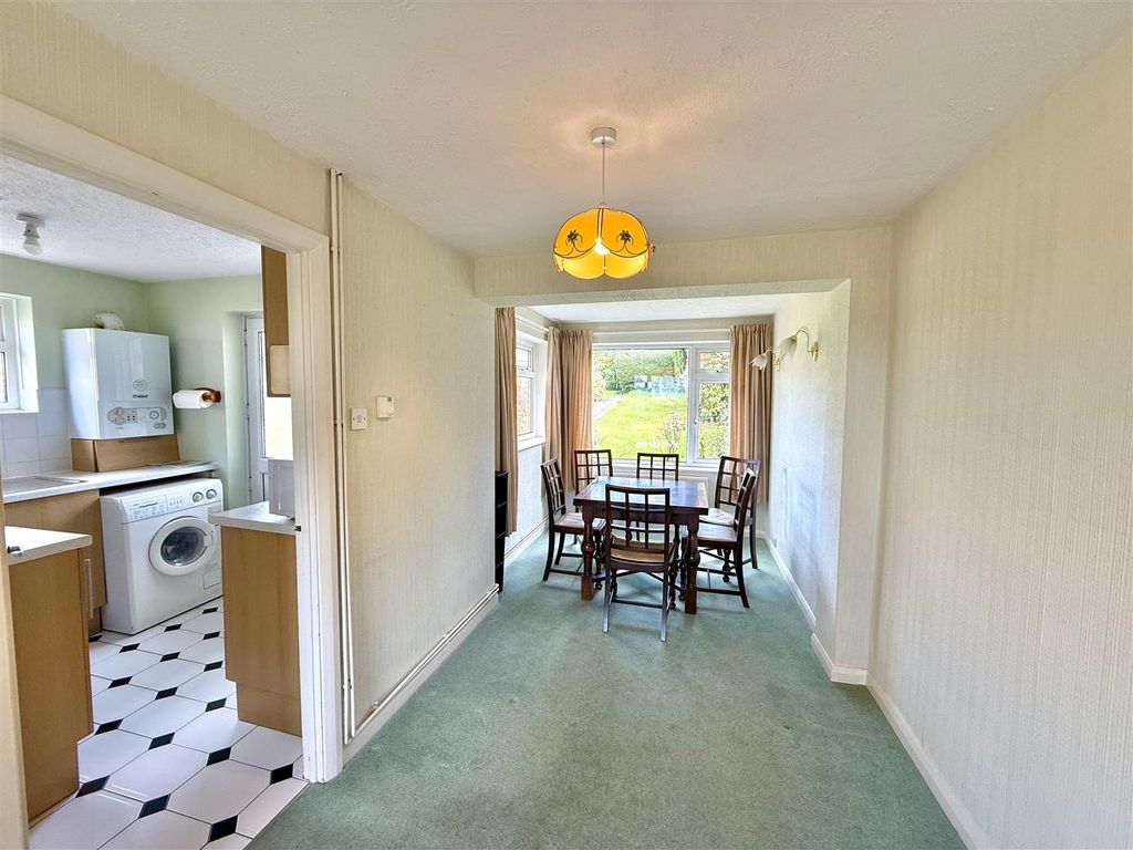 Property photo 2 of 14 Lounge/Diner