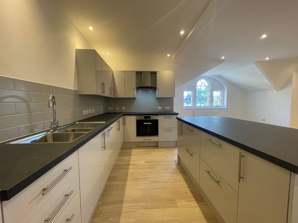 Property photo 2 of 16 Picture No. 04