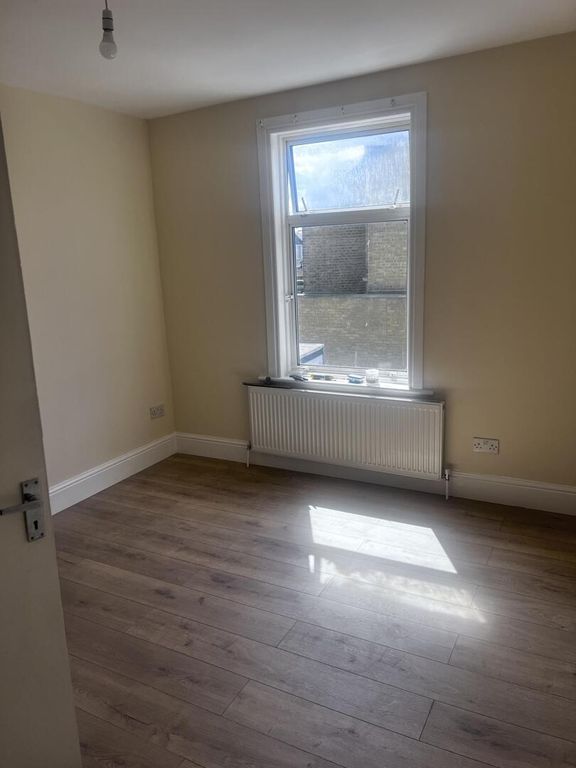 Property photo 1 of 8 Img_5094 (4).Jpg