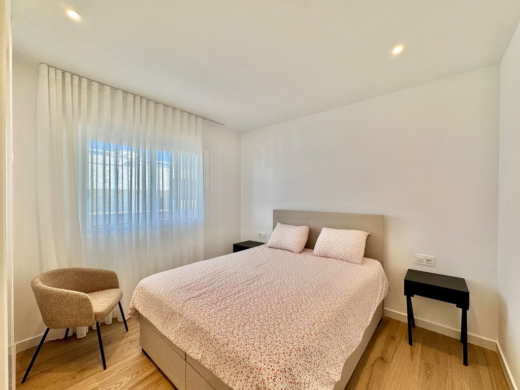 Property photo 3 of 40