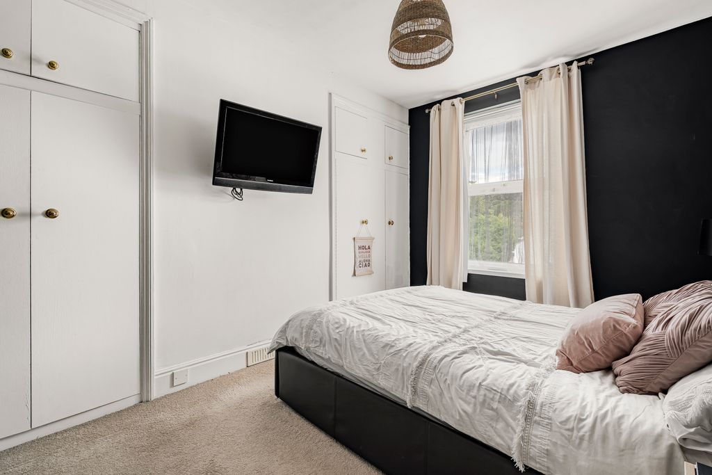 Additional image 10 of 2 bed maisonette for saleQueen Street, Newton Abbot TQ12