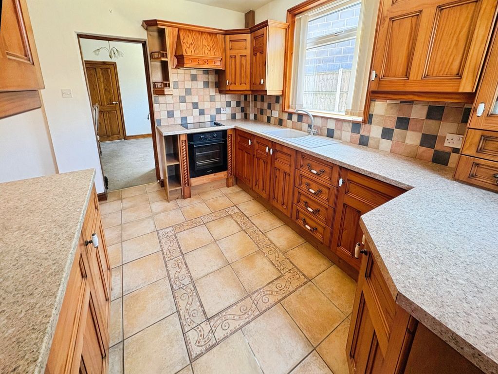 Property photo 2 of 14 Fec1B468-Img_7196