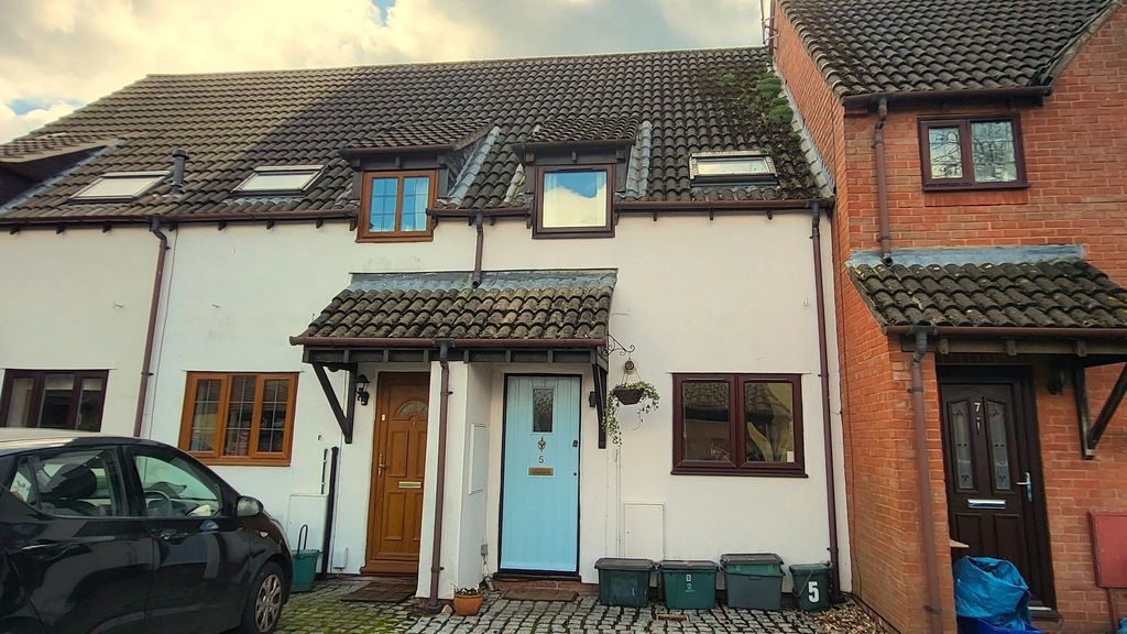 Property photo 1 of 12 Photo 2