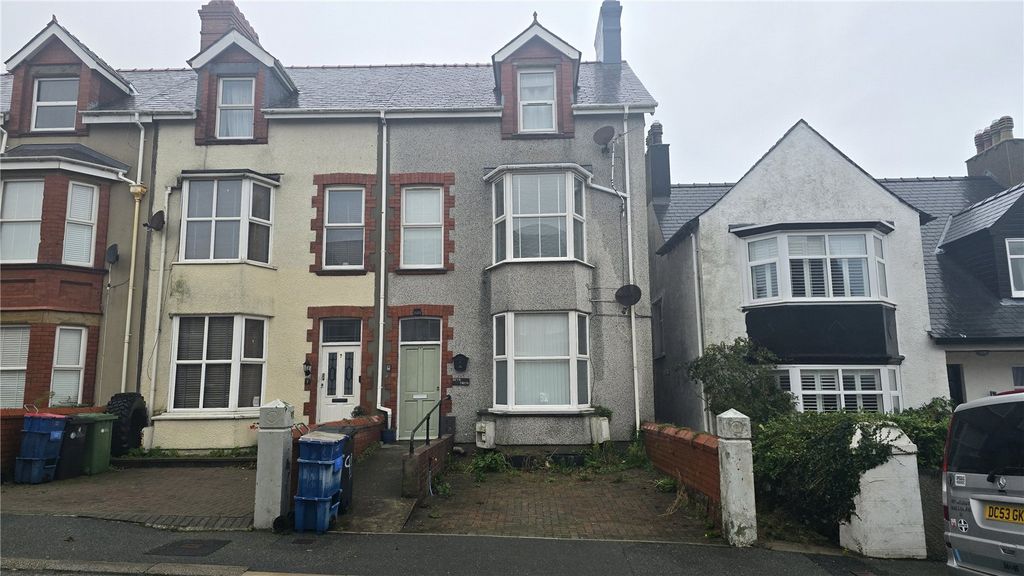 Property photo 1 of 5 Picture No. 05