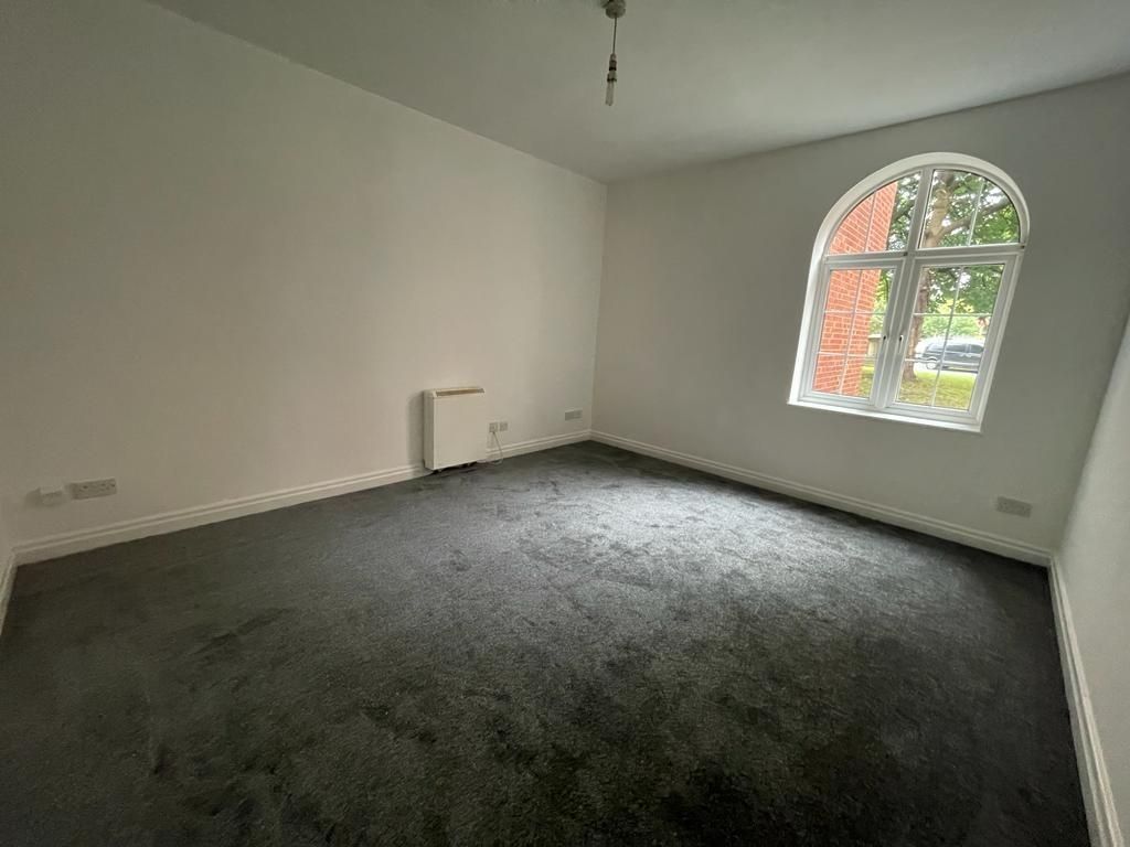 Property photo 3 of 6 Lounge.Jpg