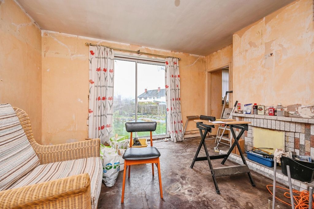 Property photo 3 of 13 Pbox-Img.Jpg