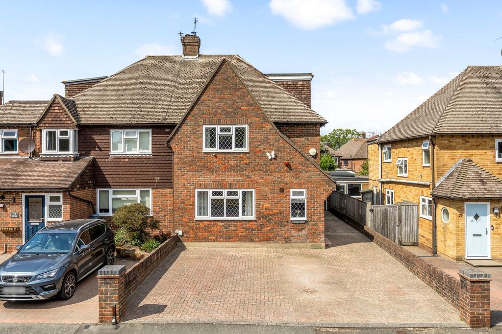 Property photo 1 of 18