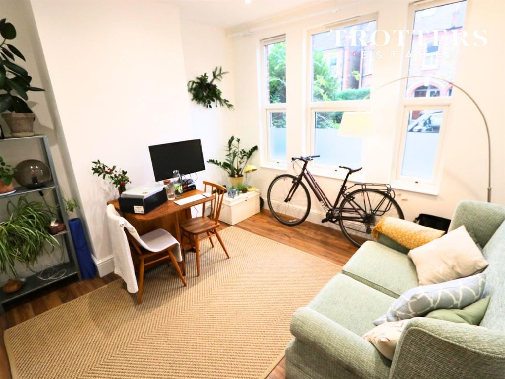 Property photo 2 of 8 Untitled Design - 2025-04-30T120628.457.Png