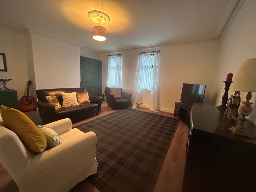 Property photo 2 of 19 Gallery