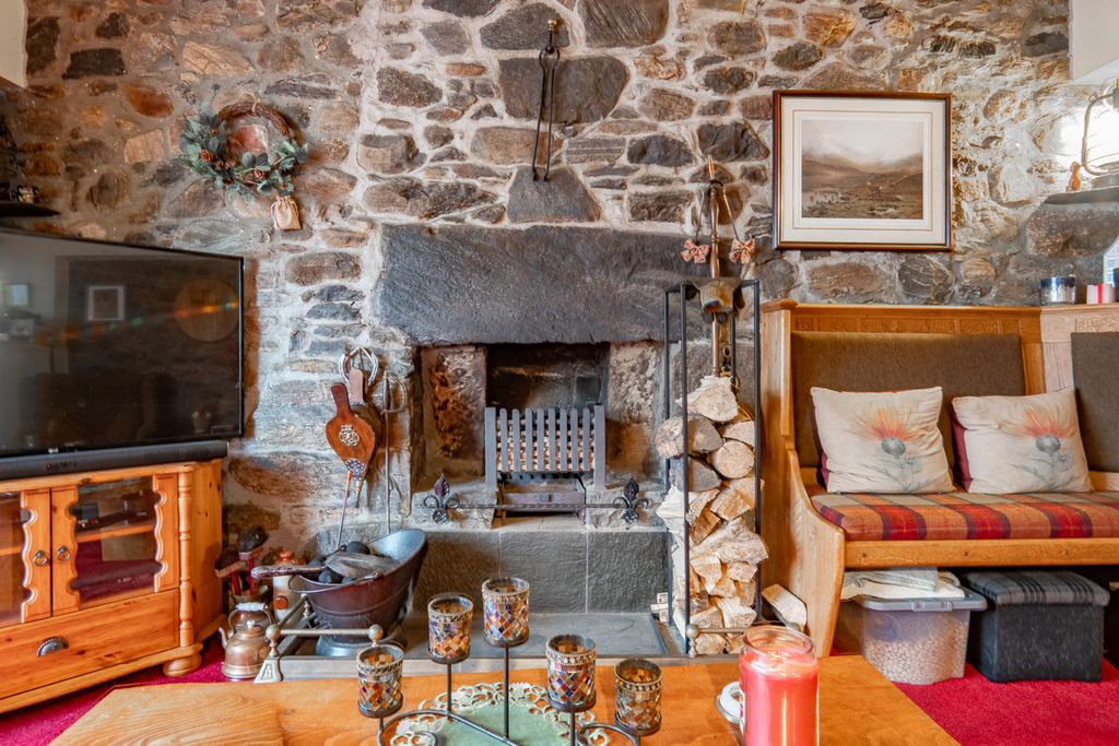 Property photo 3 of 29