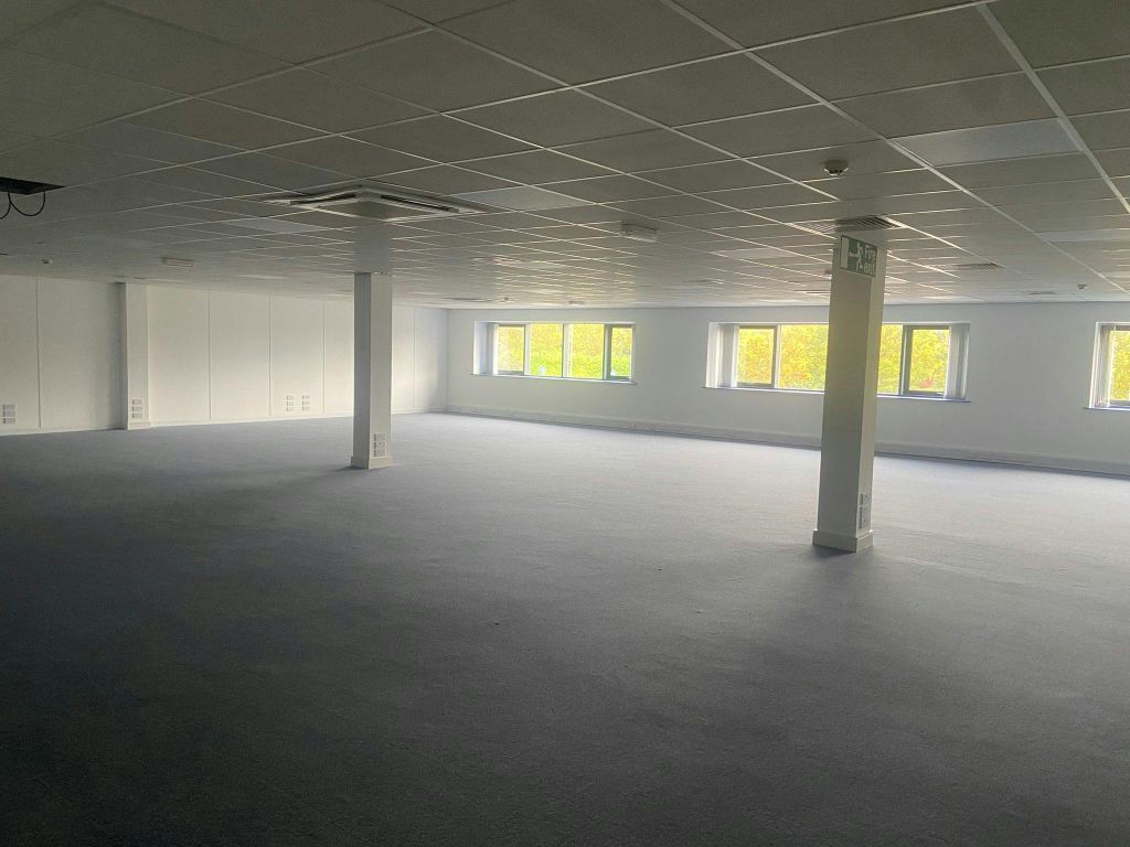 Property photo 3 of 10 B8E6ce4d4B214d2Bbdabd977077790d1.Jpg