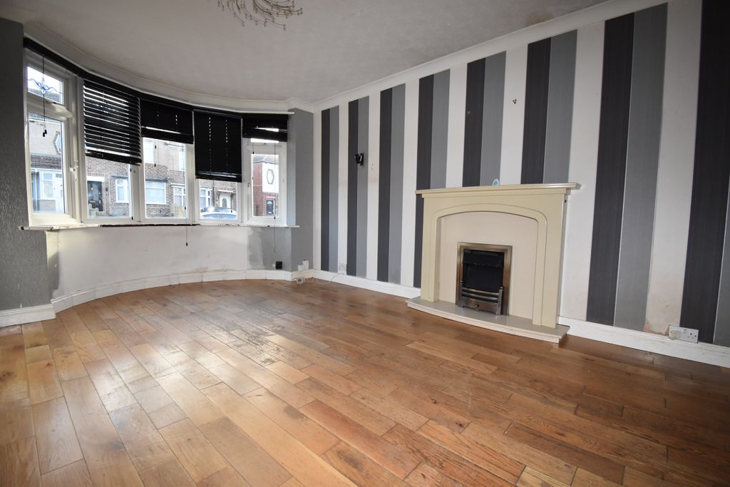 Property photo 3 of 20 Living Area 2