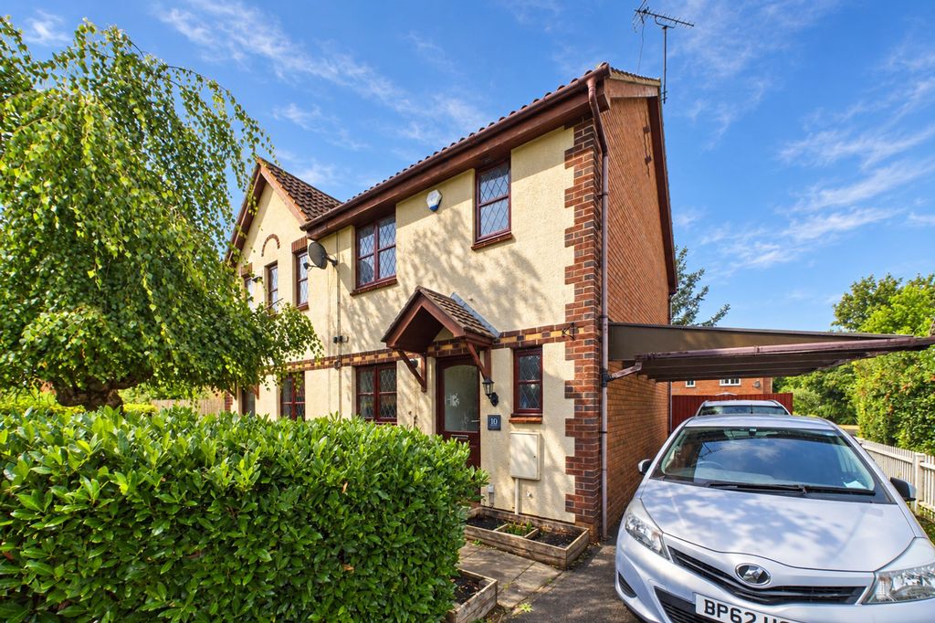 Property photo 1 of 12