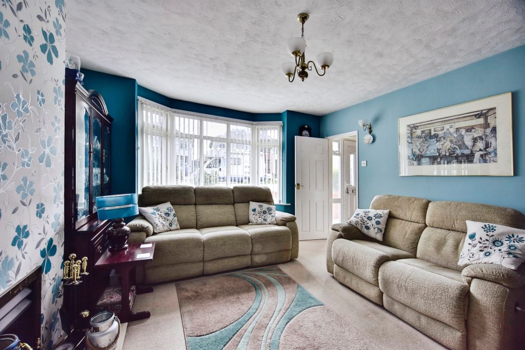 Property photo 2 of 19