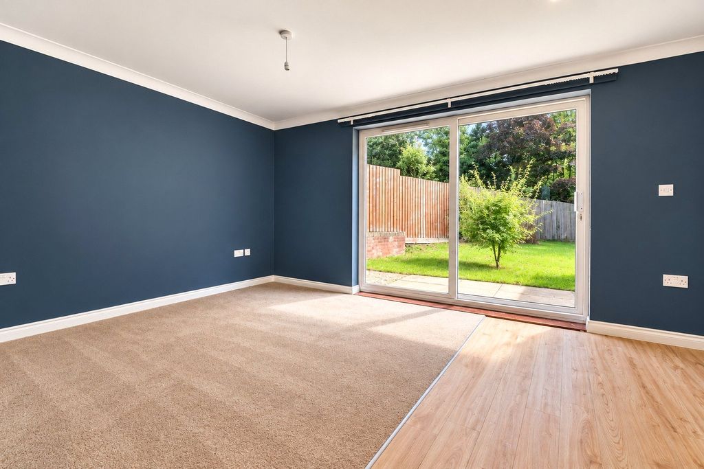 Property photo 2 of 14 Picture No. 02