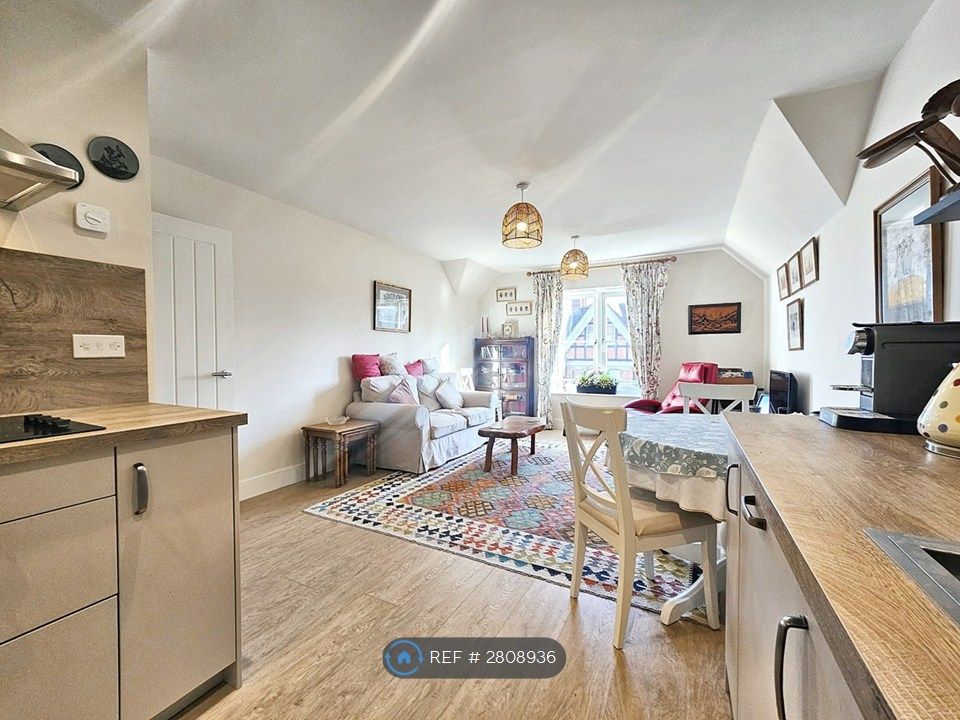 Property photo 3 of 26