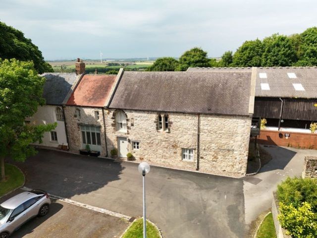 Property photo 3 of 21 6