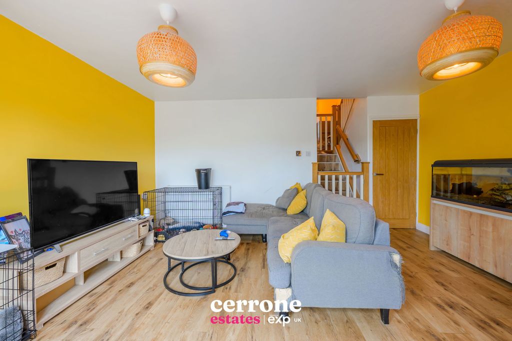 Property photo 3 of 14