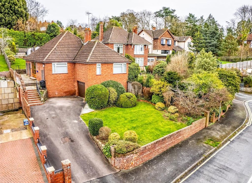 Property photo 1 of 35