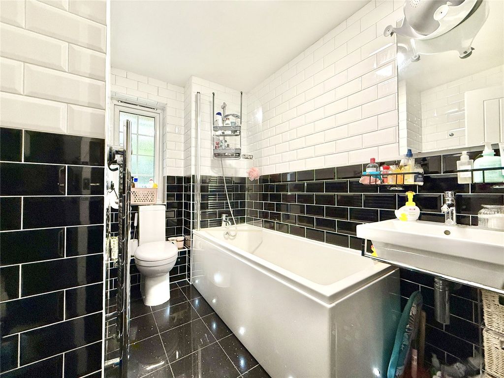 Property photo 3 of 9 Picture No. 03