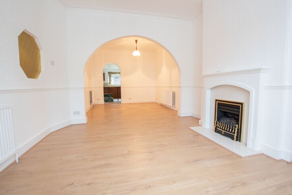 Property photo 2 of 11 Photo 7