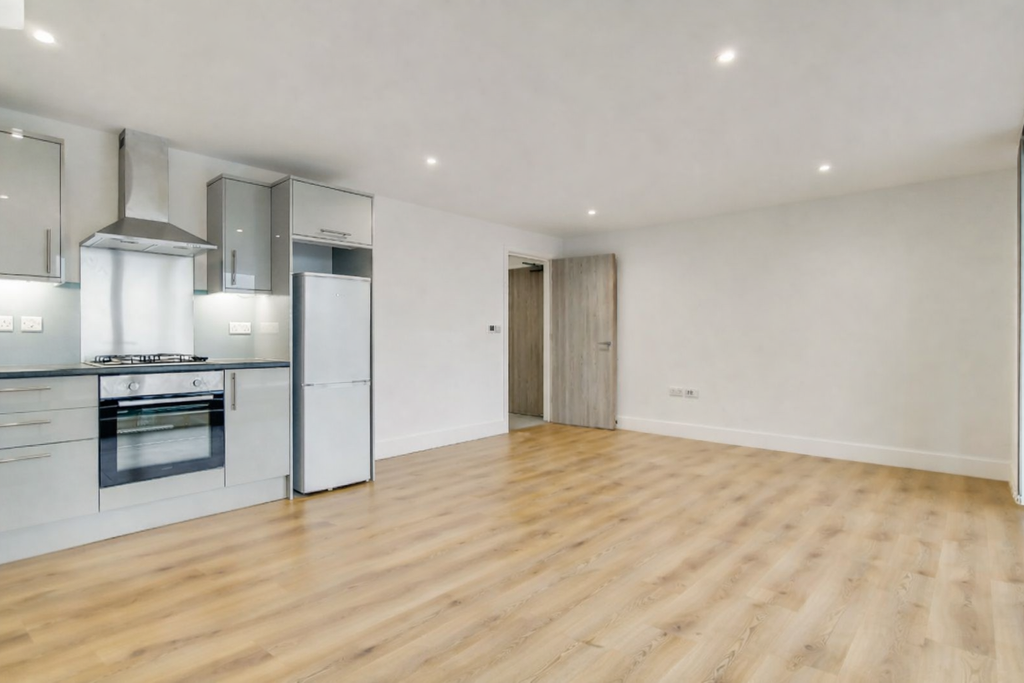 Property photo 1 of 9 1
