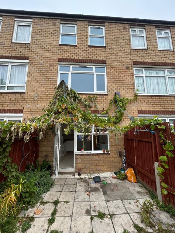 Property photo 3 of 10 Gallery