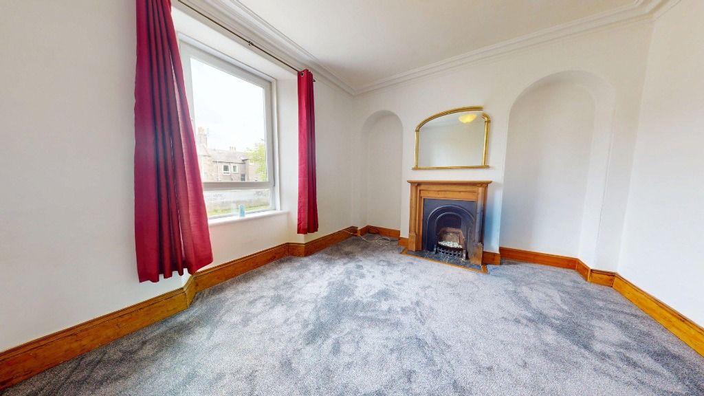 Property photo 3 of 11 Photo 3