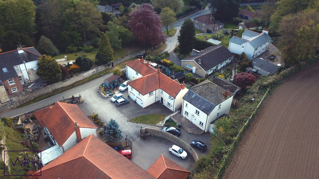 Property photo 2 of 20 Dji_0398