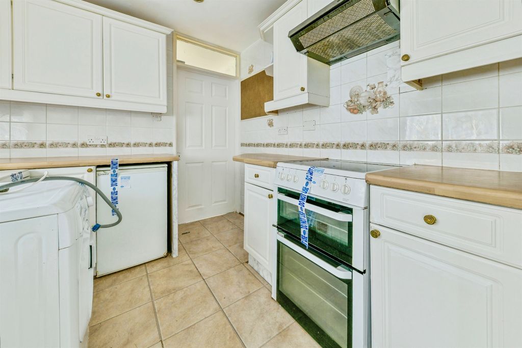 Property photo 3 of 16