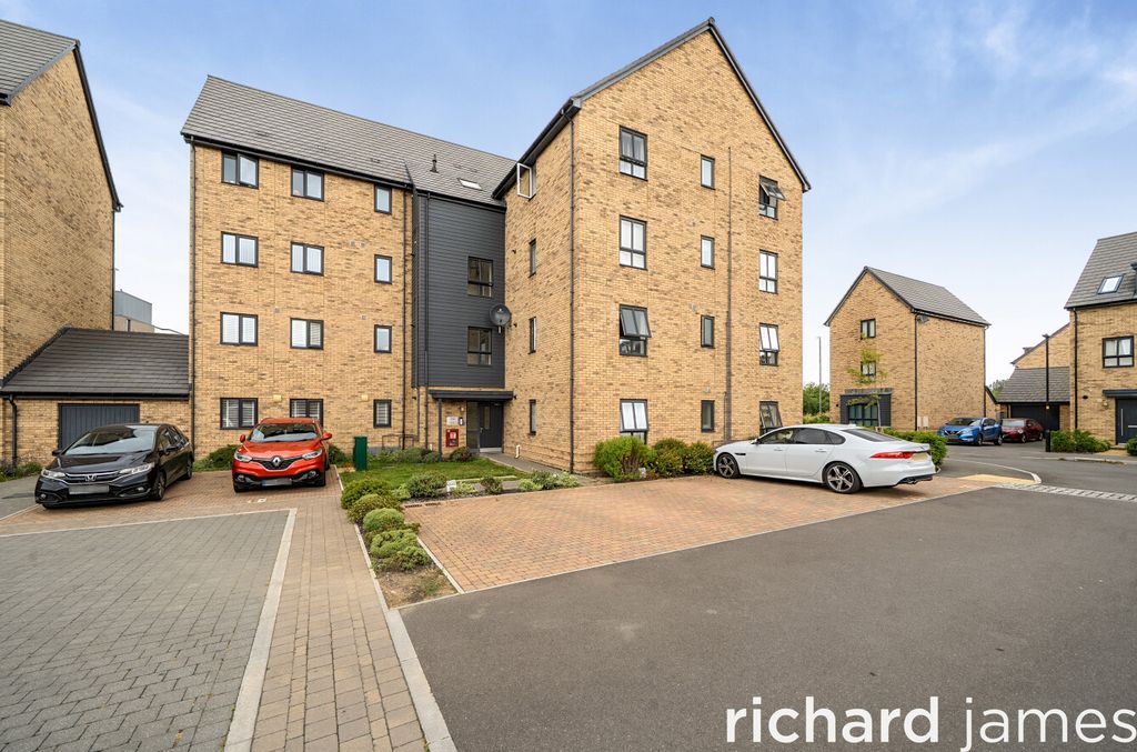 Property photo 1 of 13 Fa7B5A675240458690Feff51F7A78c60