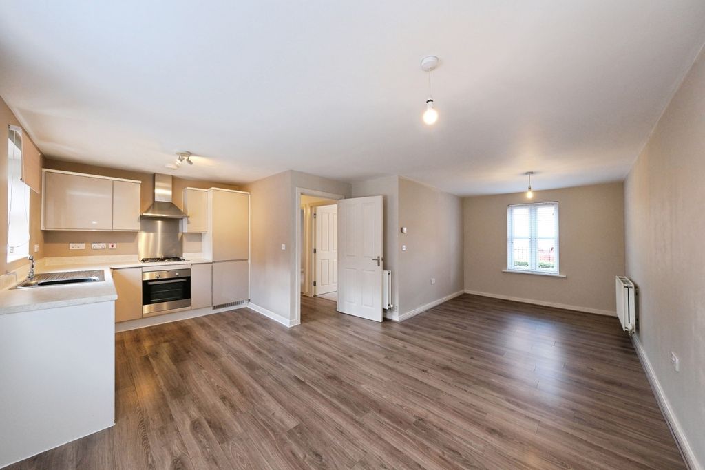 Property photo 3 of 15 Pbox-Img.Jpg
