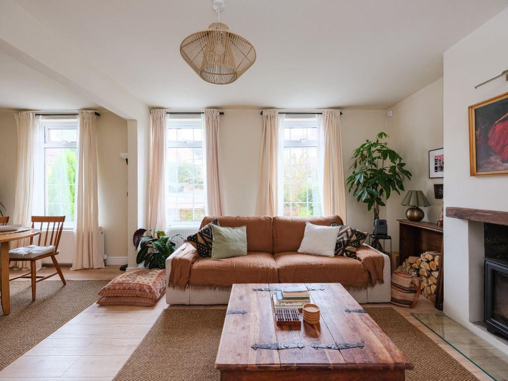 Property photo 3 of 36 Cnr51732.Jpg