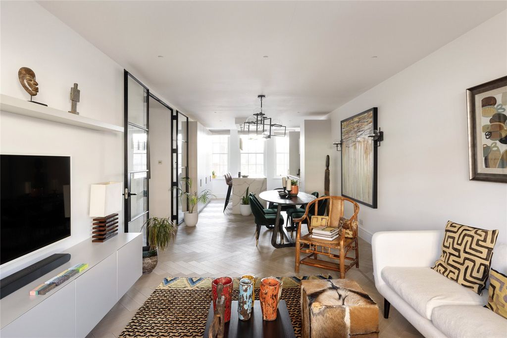 Property photo 3 of 11 Picture No. 09