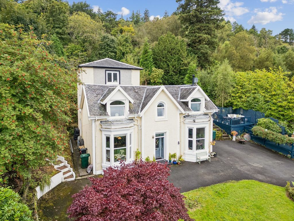 Property photo 1 of 72 Picture No. 04