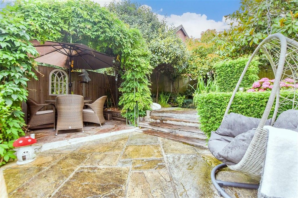 Property photo 1 of 14 Patio / Decking