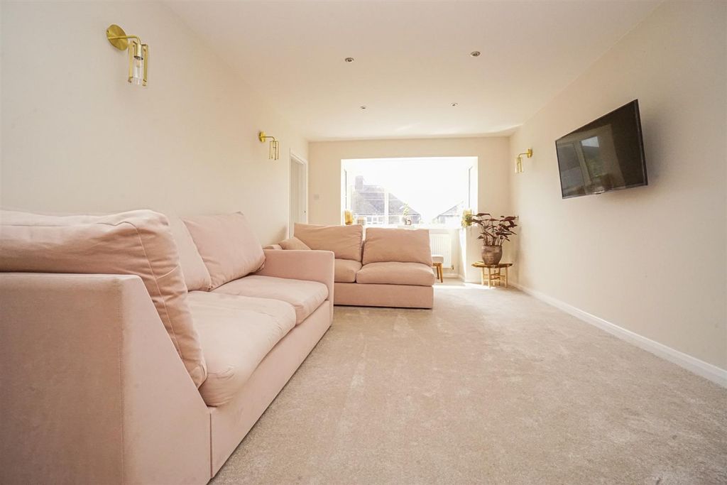 Property photo 2 of 37 Dsc06548_Alto.Jpg