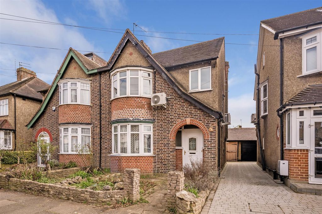 Property photo 1 of 12 54141 Hi Res (1).Jpg